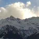 Flat In Near Lift