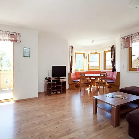 Flat In Near Lift *