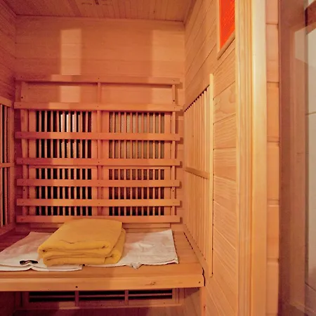 アパート Flat In Near Lift *