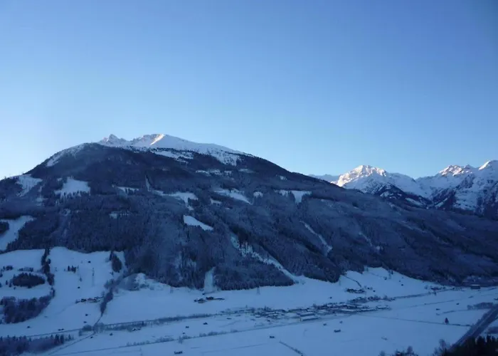 شقة Flat In Near Lift ميترسل