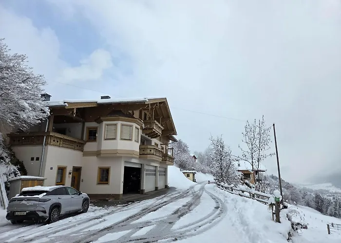 Flat In Near Lift Апартаменты *